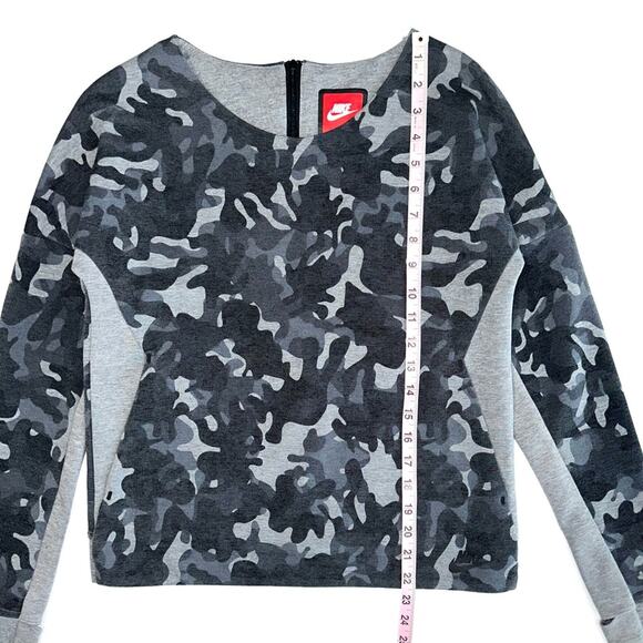 Nike Tech Cropped Carbon Heather Black Camo Crewneck Sweatshirt Size Small - Picture 15 of 16